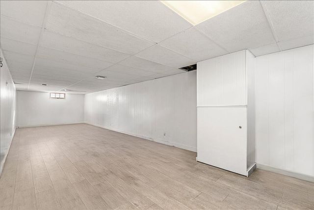 1000 Grant PLACE, West Bend, WI 53090