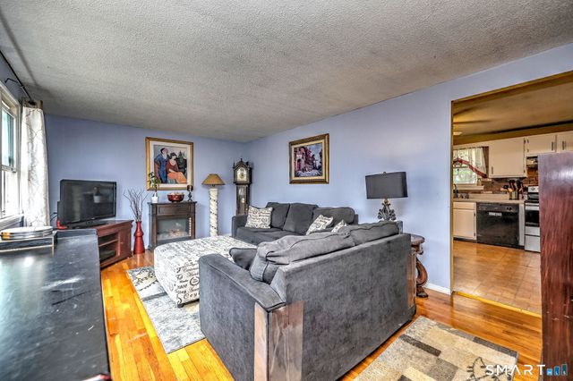 34 Tara Drive, Glastonbury, CT 06033