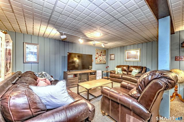 34 Tara Drive, Glastonbury, CT 06033