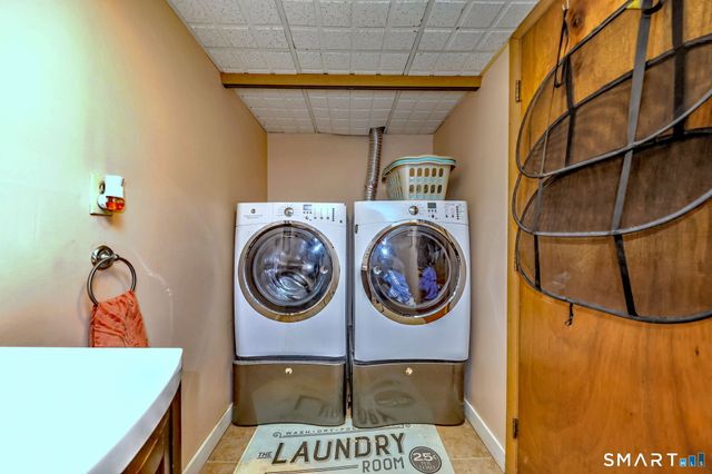 34 Tara Drive, Glastonbury, CT 06033