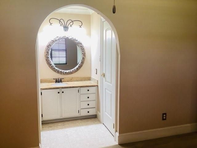 919 Earlsferry Drive, Channelview, TX 77530