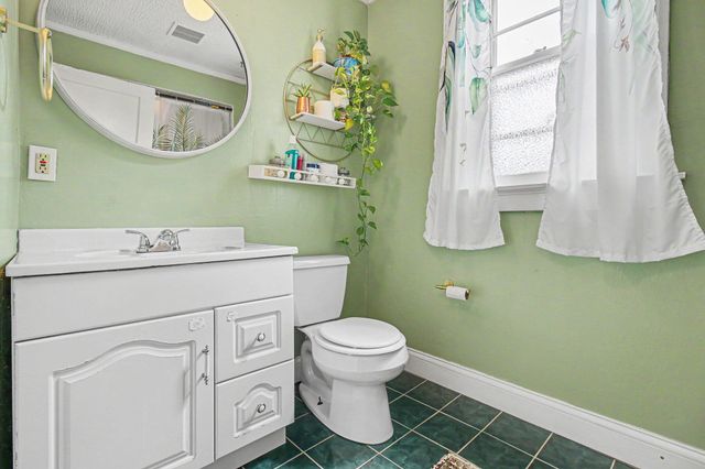 27 Tower Hill Road, Fort Thomas, KY 41075