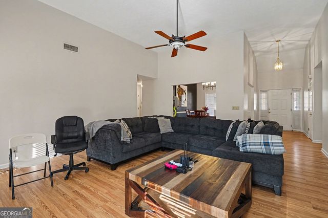 644 Laufin Court, Lawrenceville, GA 30043