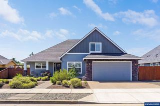 960 Grant St, Mt Angel, OR 97362