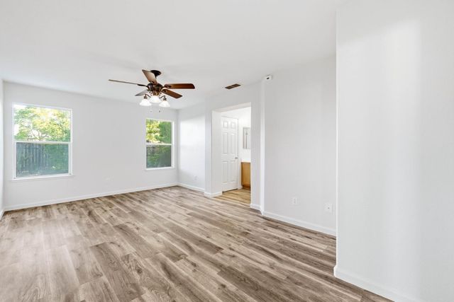 3214 N Santa Cruz Rd, West Sacramento, CA 95691