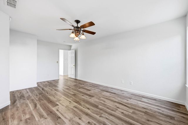 3214 N Santa Cruz Rd, West Sacramento, CA 95691