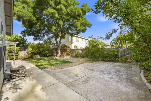 3214 N Santa Cruz Rd, West Sacramento, CA 95691