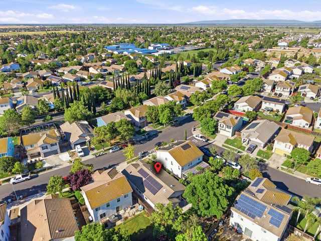 3214 N Santa Cruz Rd, West Sacramento, CA 95691