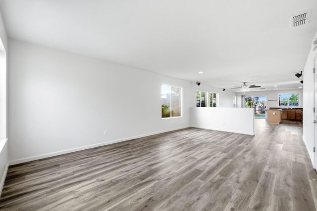 3214 N Santa Cruz Rd, West Sacramento, CA 95691