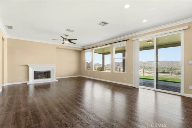 950 Manor Way, Corona, CA 92882