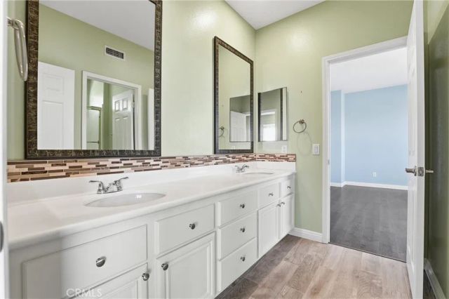 950 Manor Way, Corona, CA 92882
