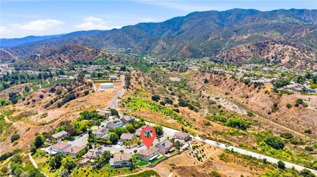 950 Manor Way, Corona, CA 92882