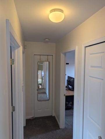 901 S Winding Drive, Waterford, MI 48328