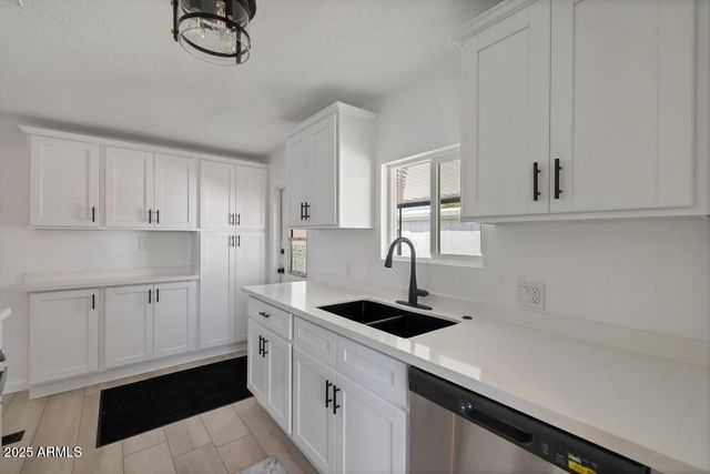 10201 N 99TH Avenue 152, Peoria, AZ 85345