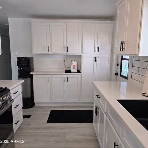 10201 N 99TH Avenue 152, Peoria, AZ 85345