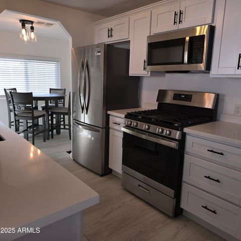 10201 N 99TH Avenue 152, Peoria, AZ 85345