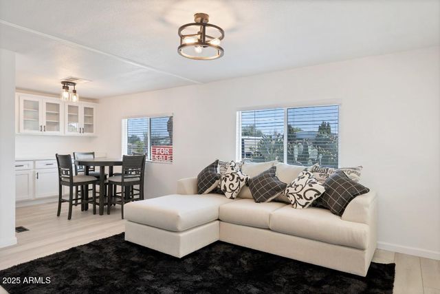 10201 N 99TH Avenue 152, Peoria, AZ 85345