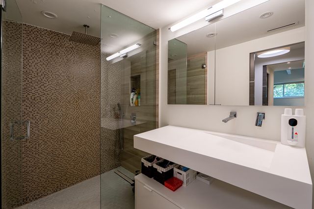 12105 NE 11TH Place 103, North Miami, FL 33161