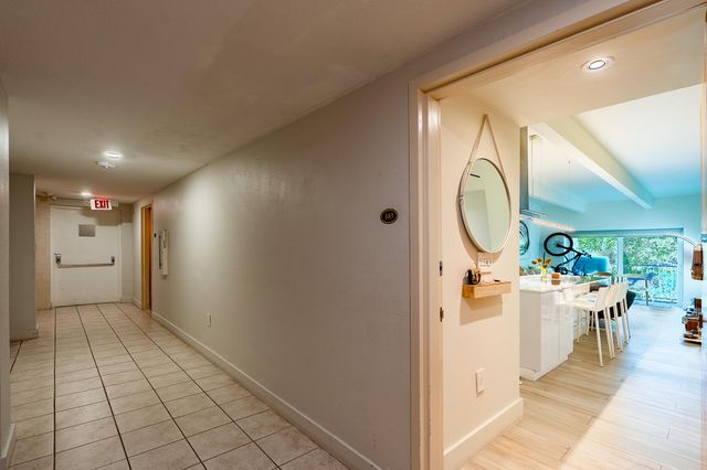 12105 NE 11TH Place 103, North Miami, FL 33161