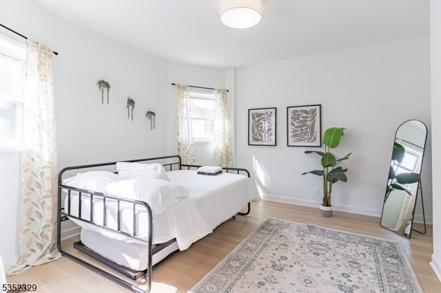 429 Devon St, Kearny Town, NJ 07032