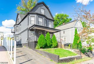 429 Devon St, Kearny Town, NJ 07032