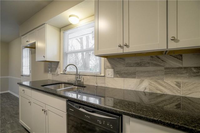 10200 Blue Ridge Boulevard, Kansas City, MO 64134