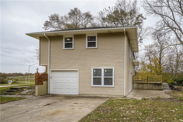 10200 Blue Ridge Boulevard, Kansas City, MO 64134