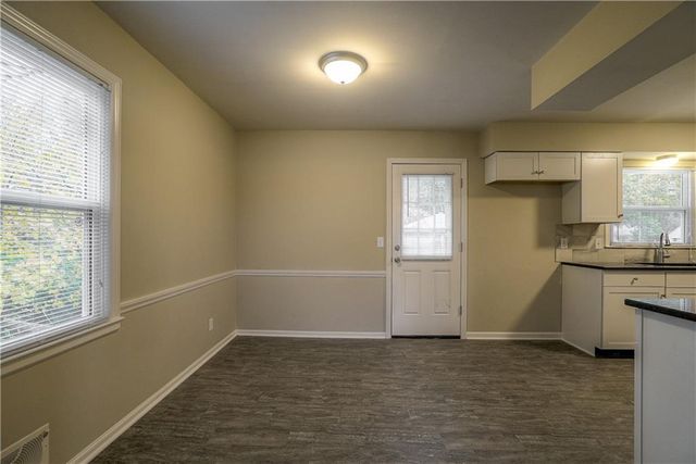 10200 Blue Ridge Boulevard, Kansas City, MO 64134