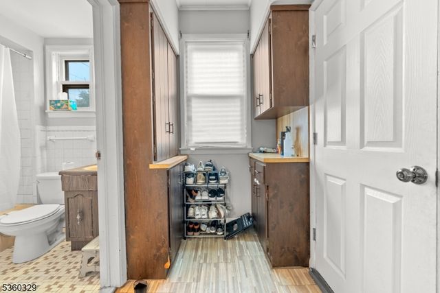 47 Mahar Ave, Clifton City, NJ 07011