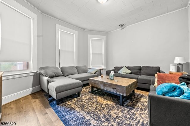 47 Mahar Ave, Clifton City, NJ 07011