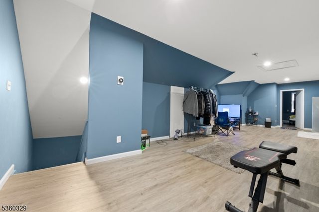 47 Mahar Ave, Clifton City, NJ 07011