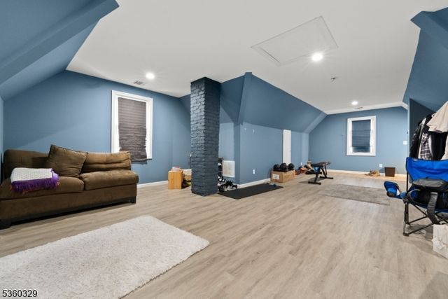 47 Mahar Ave, Clifton City, NJ 07011
