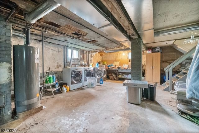 47 Mahar Ave, Clifton City, NJ 07011