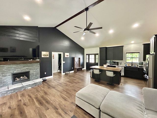 98 Spring View Drive, Somerset, KY 42503