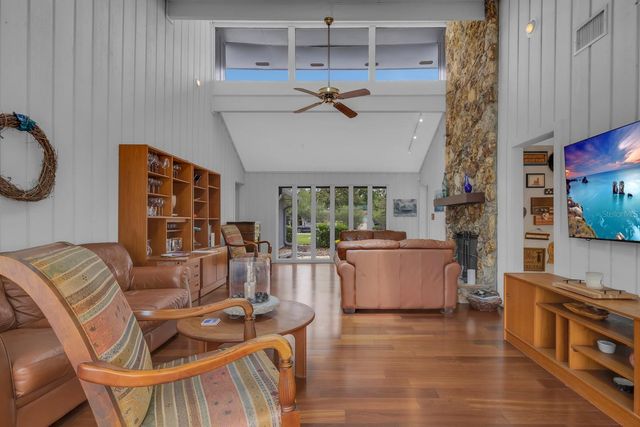 318 VALLEY DRIVE, Longwood, FL 32779