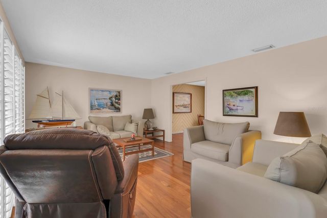 318 VALLEY DRIVE, Longwood, FL 32779