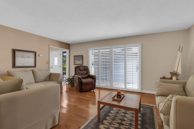 318 VALLEY DRIVE, Longwood, FL 32779