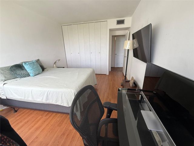 7441 Wayne Ave 9C, Miami Beach, FL 33141