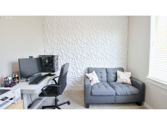 5249 Se DAVIS Rd, Hillsboro, OR 97123