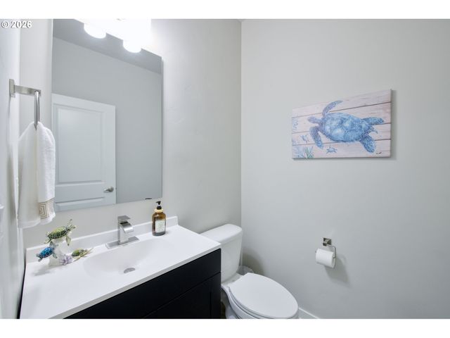 5249 Se DAVIS Rd, Hillsboro, OR 97123