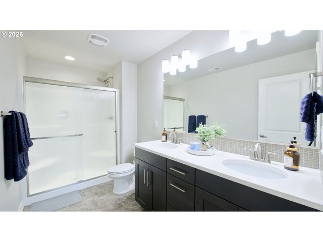 5249 Se DAVIS Rd, Hillsboro, OR 97123