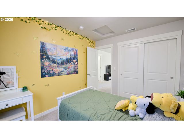 5249 Se DAVIS Rd, Hillsboro, OR 97123