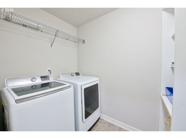 5249 Se DAVIS Rd, Hillsboro, OR 97123