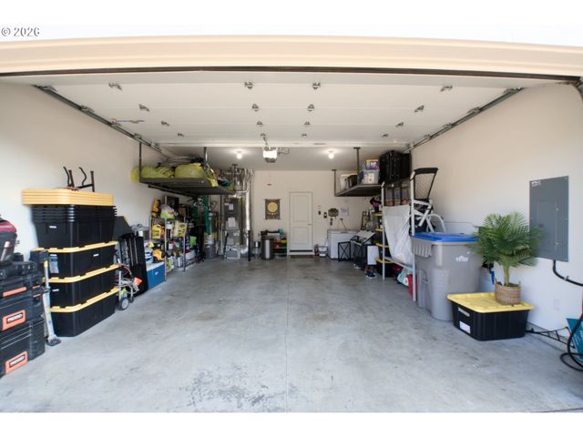 5249 Se DAVIS Rd, Hillsboro, OR 97123