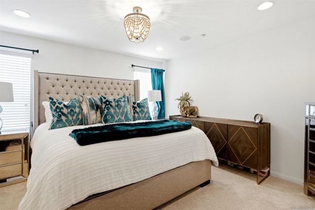 10542 Sanshey Lane 124, San Diego, CA 92127