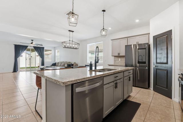 17790 W Villa Chula Lane, Surprise, AZ 85387