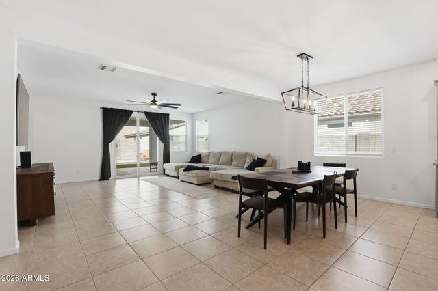 17790 W Villa Chula Lane, Surprise, AZ 85387