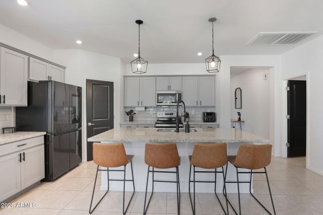 17790 W Villa Chula Lane, Surprise, AZ 85387