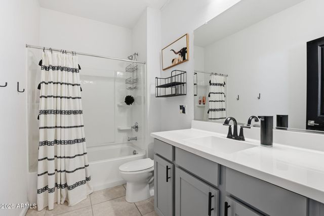 17790 W Villa Chula Lane, Surprise, AZ 85387