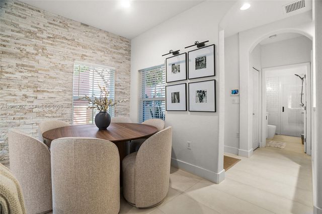 3158 Merrick Ter 1701, Margate, FL 33063